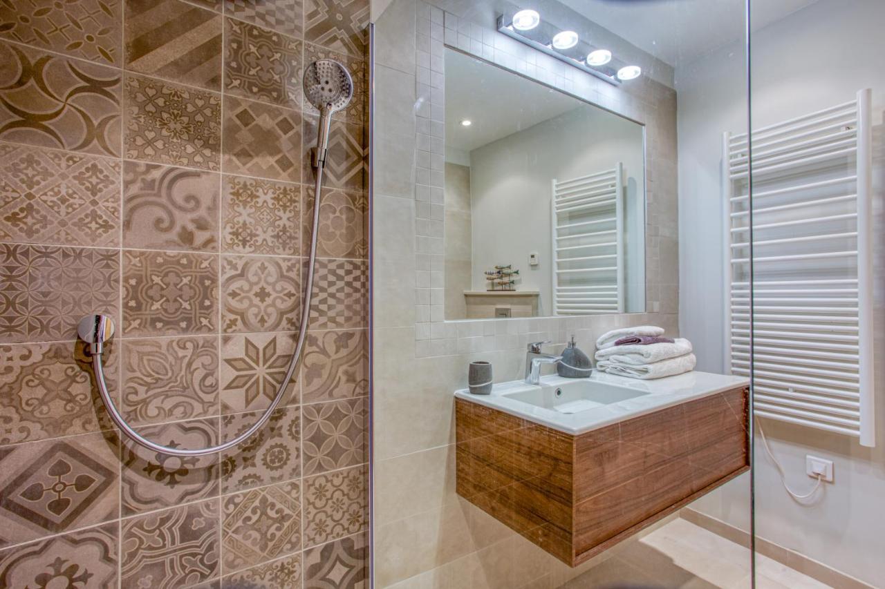 Style In Cannes-Beautiful Apt-5 Mins Stroll To Festival-Beach-Port エクステリア 写真